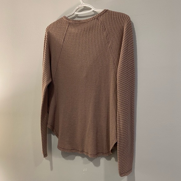 Mauve Waffle-Textured Long Sleeve - Picture 6 of 9